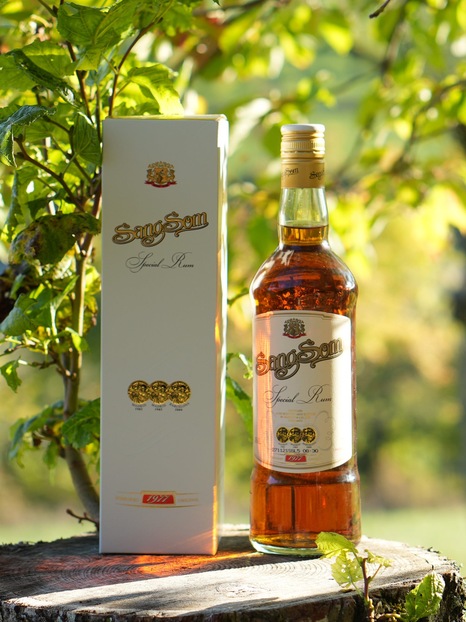 SangSom eine Flasche mit Karton 