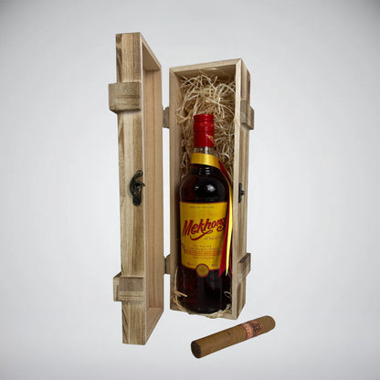 Mekhong Whisky 700ml + "Robusto“-Zigarre in edler Holzkiste